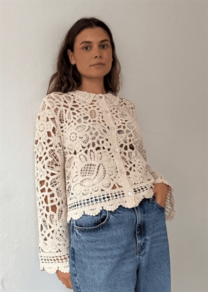 Arianna cardigan Offwhite Boii Studios 